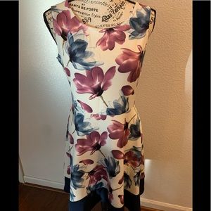 🌴Gill floral Dress Size Large